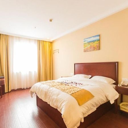 Greentree Inn Taizhou New District Hospital Of People' S Hospital Mingliu Express Hotel Extérieur photo