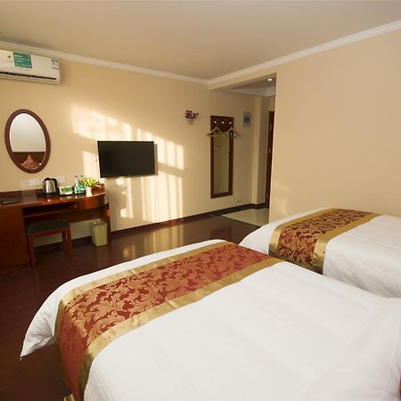 Greentree Inn Taizhou New District Hospital Of People' S Hospital Mingliu Express Hotel Extérieur photo